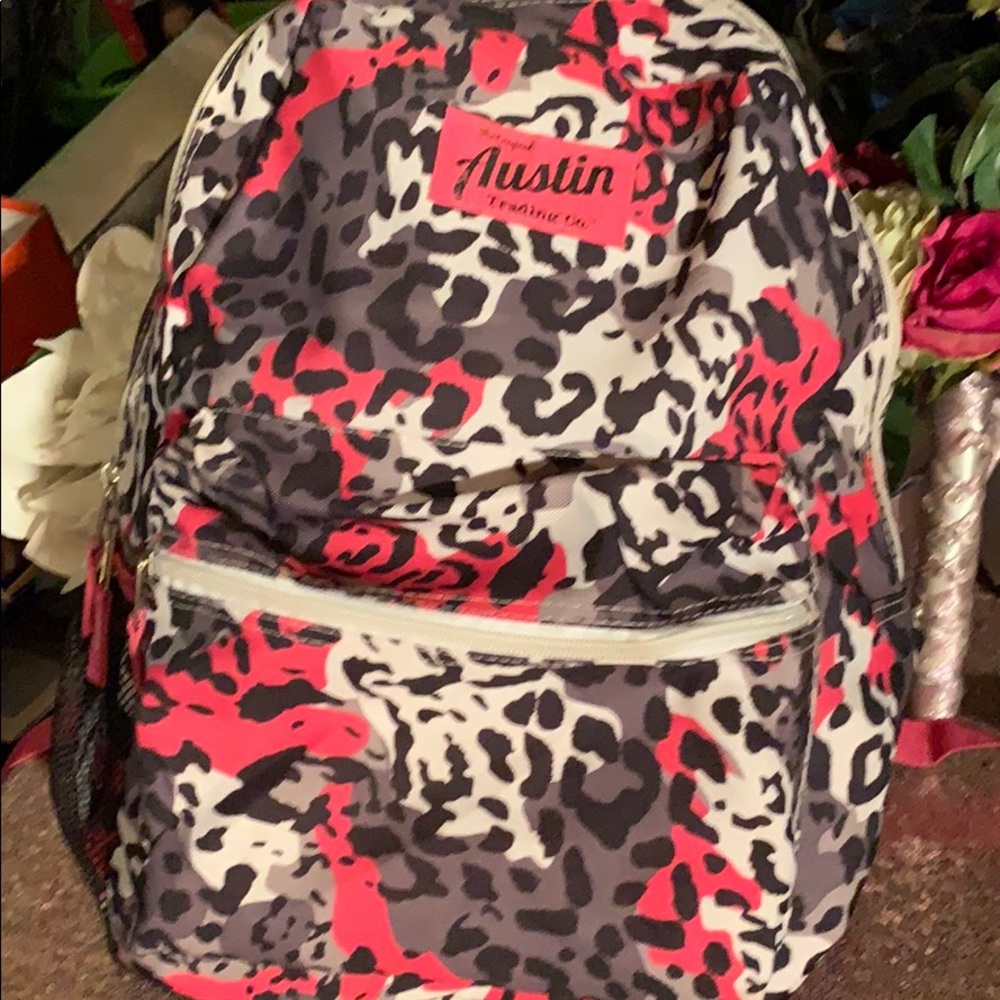 Backpack,Camouflage,Pink,White,Grey,Black.Large